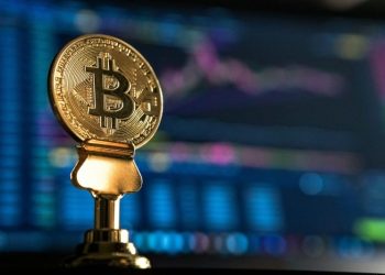 Crypto Market Recap: Kraken Expands Services, EURC Momentum Grows