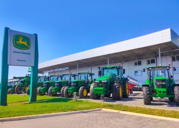 Deere stock: six ways AI could drive it much higher in 2026