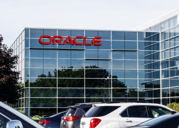 What to expect from Oracle stock in 2026? Further pressure or a sharp rebound
