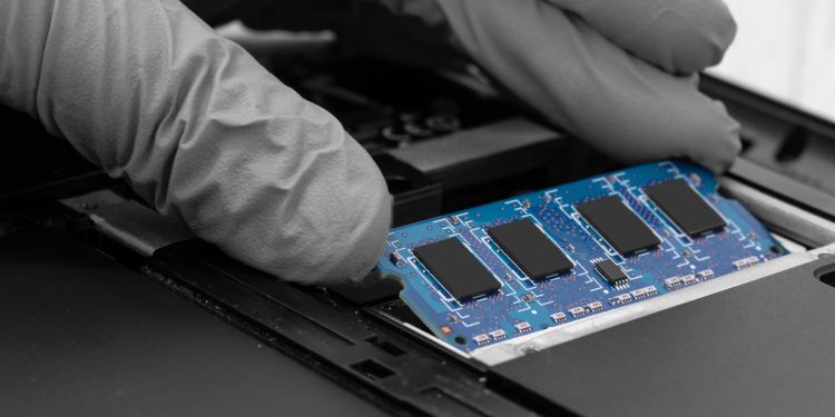 Micron reports best growth in US semiconductor history, but is it too late to buy MU shares?