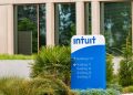 Intuit stock price gets oversold and cheap: is it safe to buy the dip?