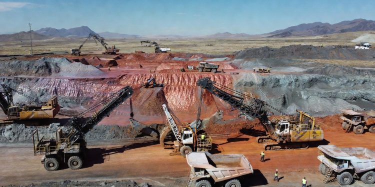 Copper price analysis beyond the crucial support zone