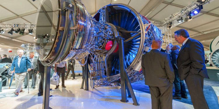 FTSE 100 shares to watch next week: Rolls-Royce, HSBC, IAG, LSEG