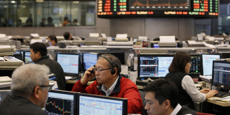 Hang Seng Index at risk of a crash amid Alibaba, Tencent, Xiaomi woes