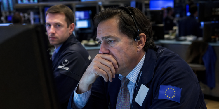 European shares fall as Middle East tensions weigh on sentiment