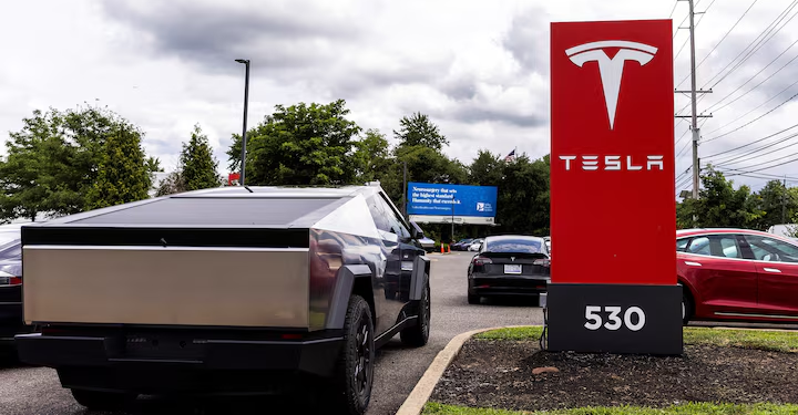Tesla stock dives 4% as Q1 deliveries fail to meet expectations