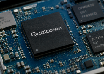Qualcomm soars 12% as Stellantis deepens AI vehicle partnership