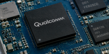 Qualcomm soars 12% as Stellantis deepens AI vehicle partnership