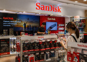 SanDisk stock is in a bull run — but RSI says a pullback may be near