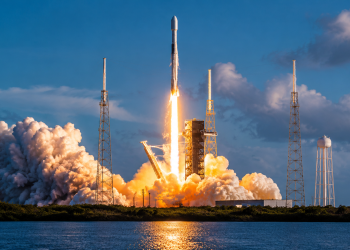 Space stocks crumble as SpaceX goes live at $150 per share
