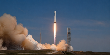 SpaceX stock opens at $150: analyst says it isn’t out of juice just yet