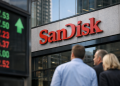 Sandisk stock forms a bearish divergence, enters a risky Wyckoff phase