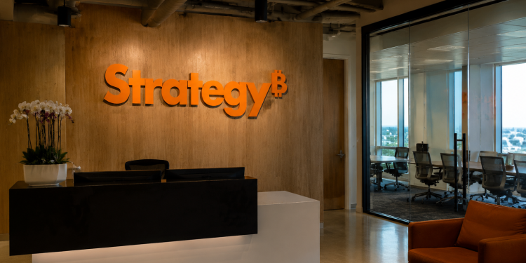 Strategy (MSTR) stock jumps as analysts back new capital plan